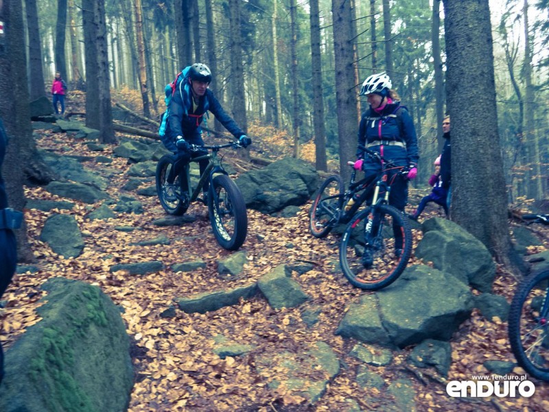 Objazd trasy zawodów enduro czy jazda on-sight