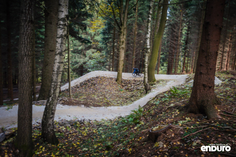 Lipowskie Ścieżki enduro Toc niebieski