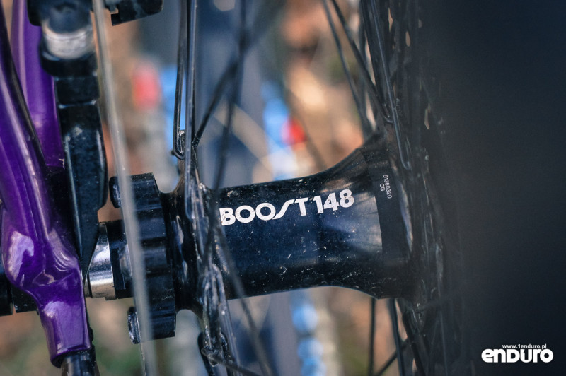 Trek Stache 7 - Boost 148 hub