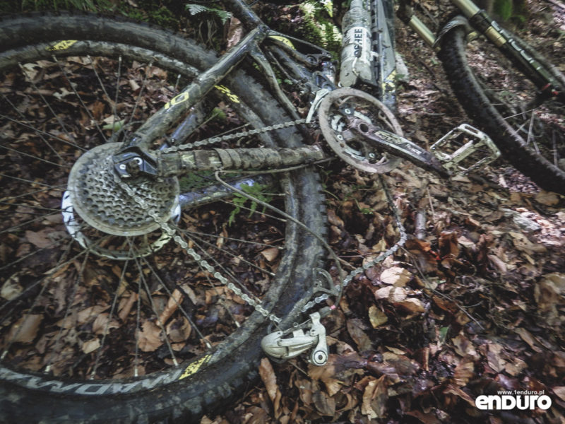 Enduro MTB Series Przesieka 2016 - urwana przerzutka