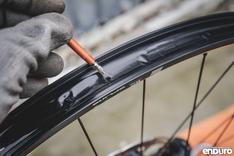 Kompletny Poradnik Tubeless Opony Bezdetkowe W Rowerze Mtb 1enduro