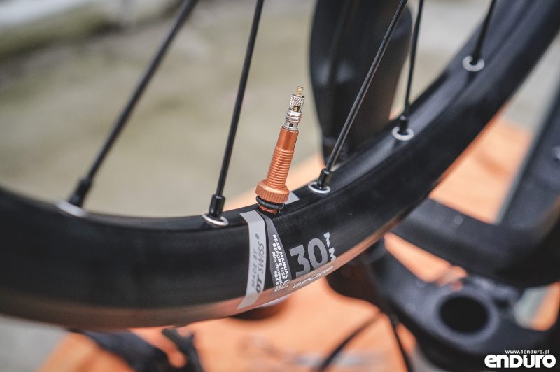 Kompletny Poradnik Tubeless Opony Bezdetkowe W Rowerze Mtb 1enduro