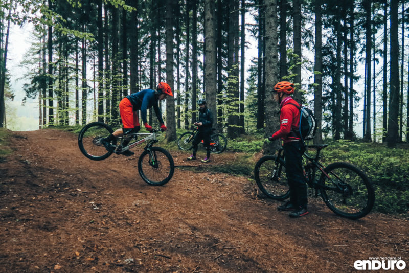 Szkolenie POMBA Zjeżdżaj Enduro 2019