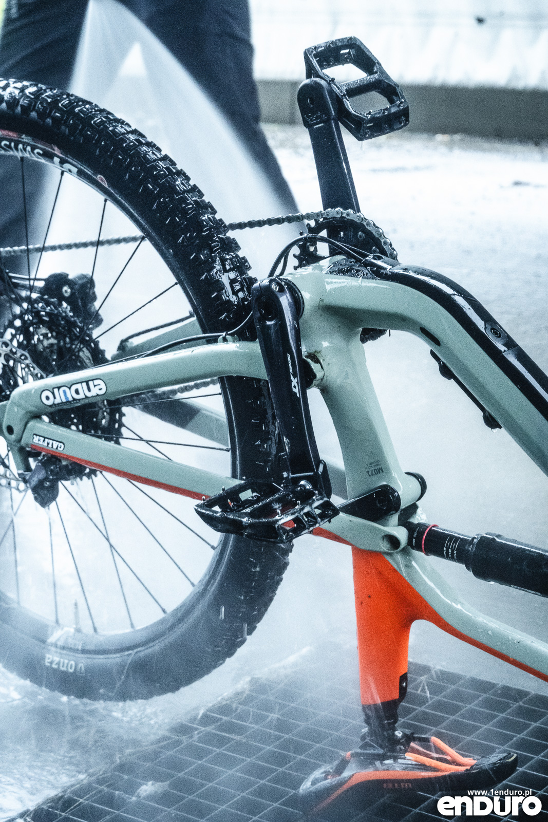 Jak umyć rower enduro MTB?