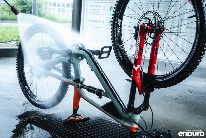 Jak umyć rower enduro MTB?
