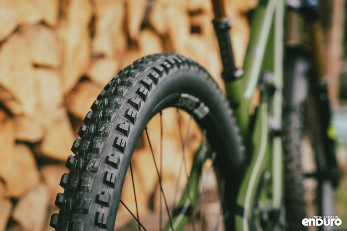 Maxxis Minion UHT