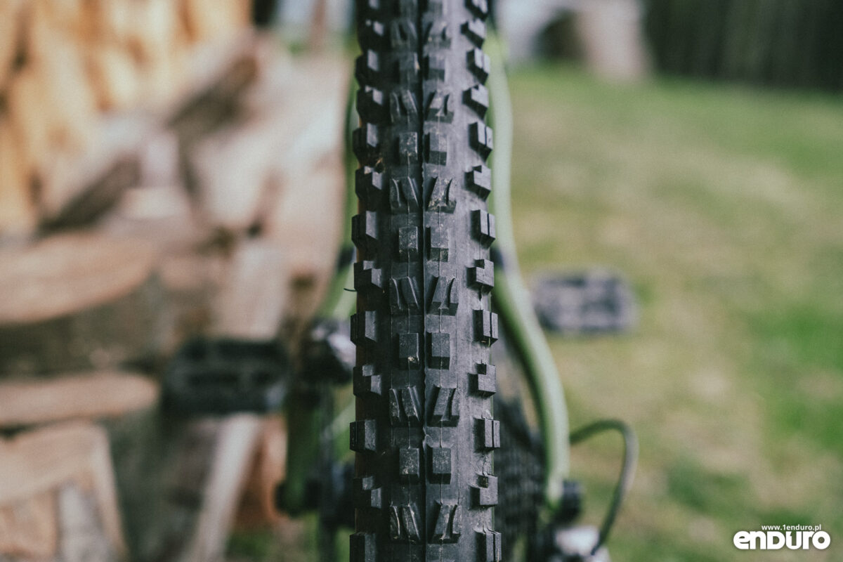 Maxxis Minion UHT