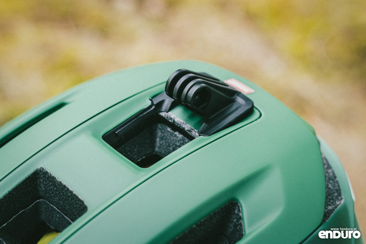 Kask Lazer Impala KinetiCore 2026 - test