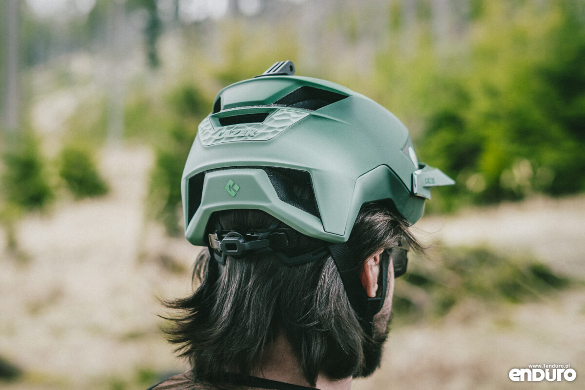 Kask Lazer Impala KinetiCore 2026 - test