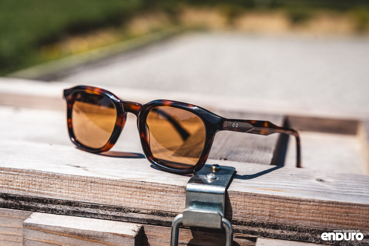 TRIPOUT - okulary fotochromowe + lifestyle 2026