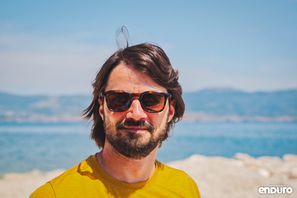 TRIPOUT - okulary fotochromowe + lifestyle 2026